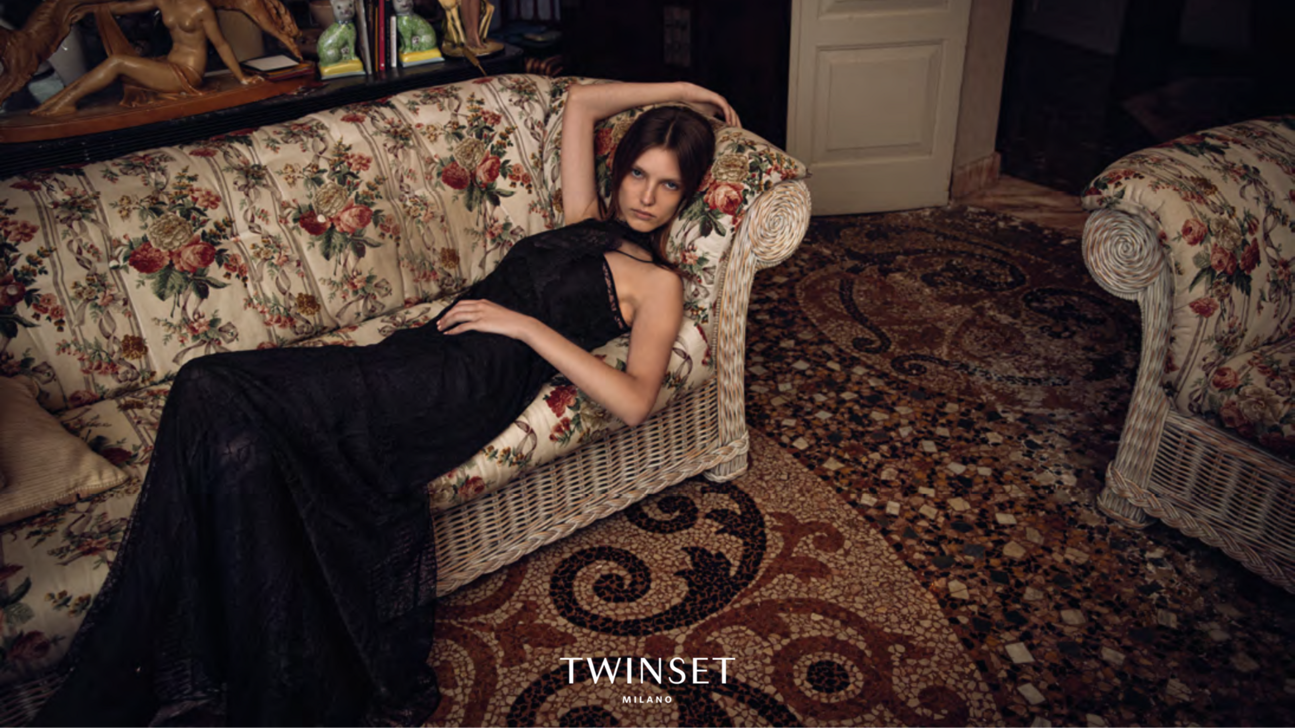 Twinset Banner Shop